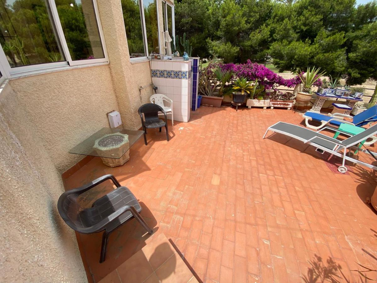 Orihuela Costa 3 Bdr Condo On La Zenia Beach With Patio Экстерьер фото