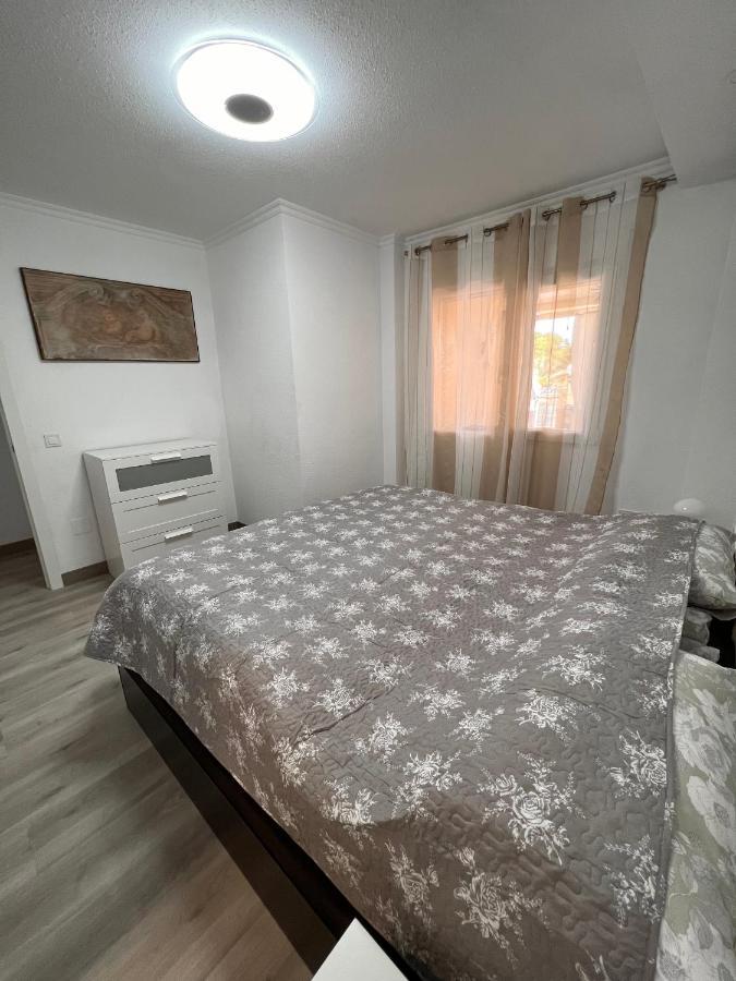Orihuela Costa 3 Bdr Condo On La Zenia Beach With Patio Экстерьер фото